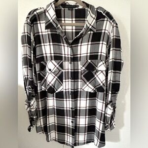 Sanctuary Women’s Plaid Boyfriend Super Soft Flannel Snap front Shirt Sz Medium